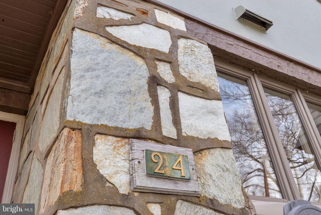 24 GOLF VIEW ROAD