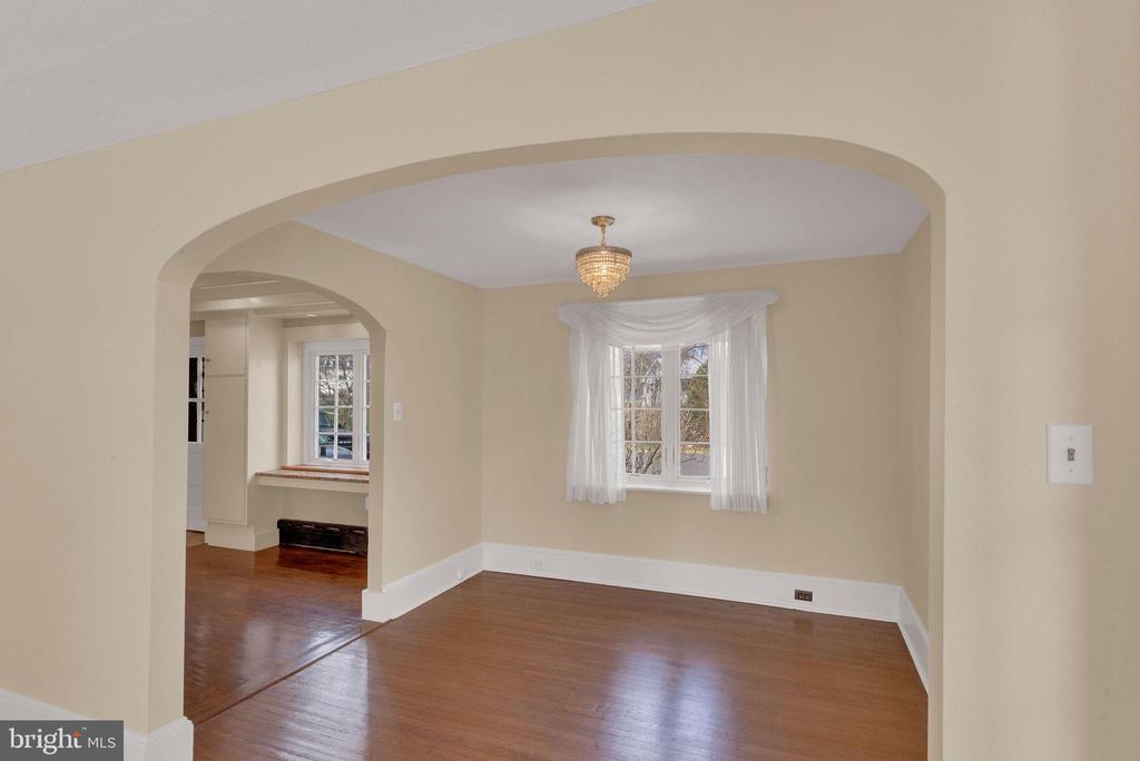 24 GOLF VIEW ROAD