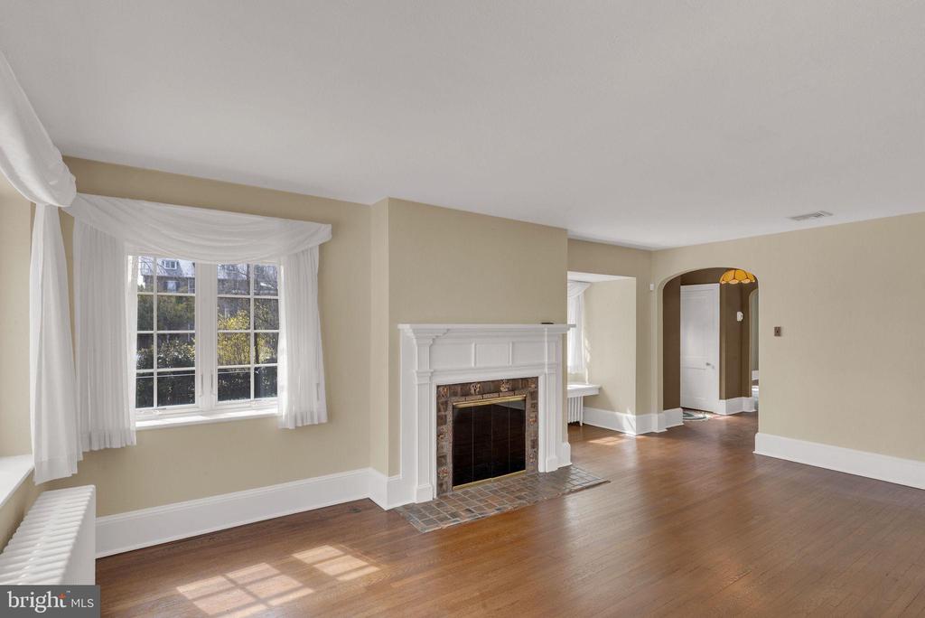 24 GOLF VIEW ROAD