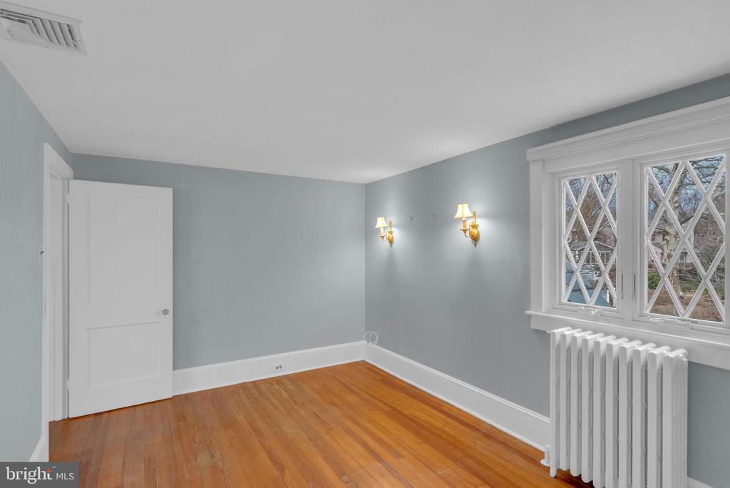 24 GOLF VIEW ROAD