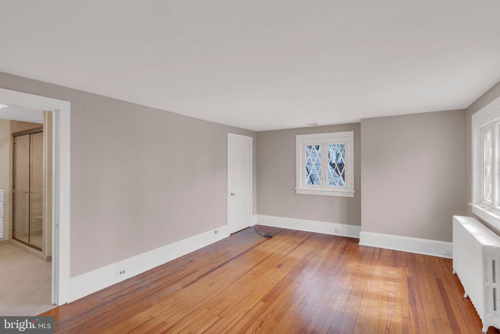 24 GOLF VIEW ROAD