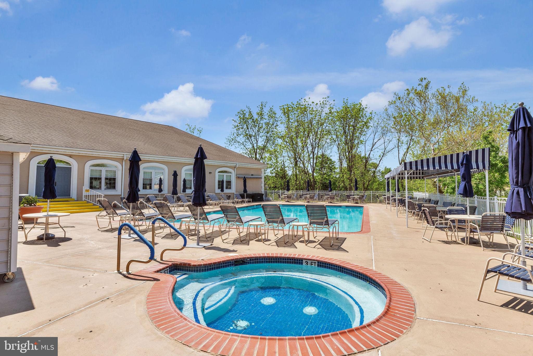 222 THRUSH CIRCLE