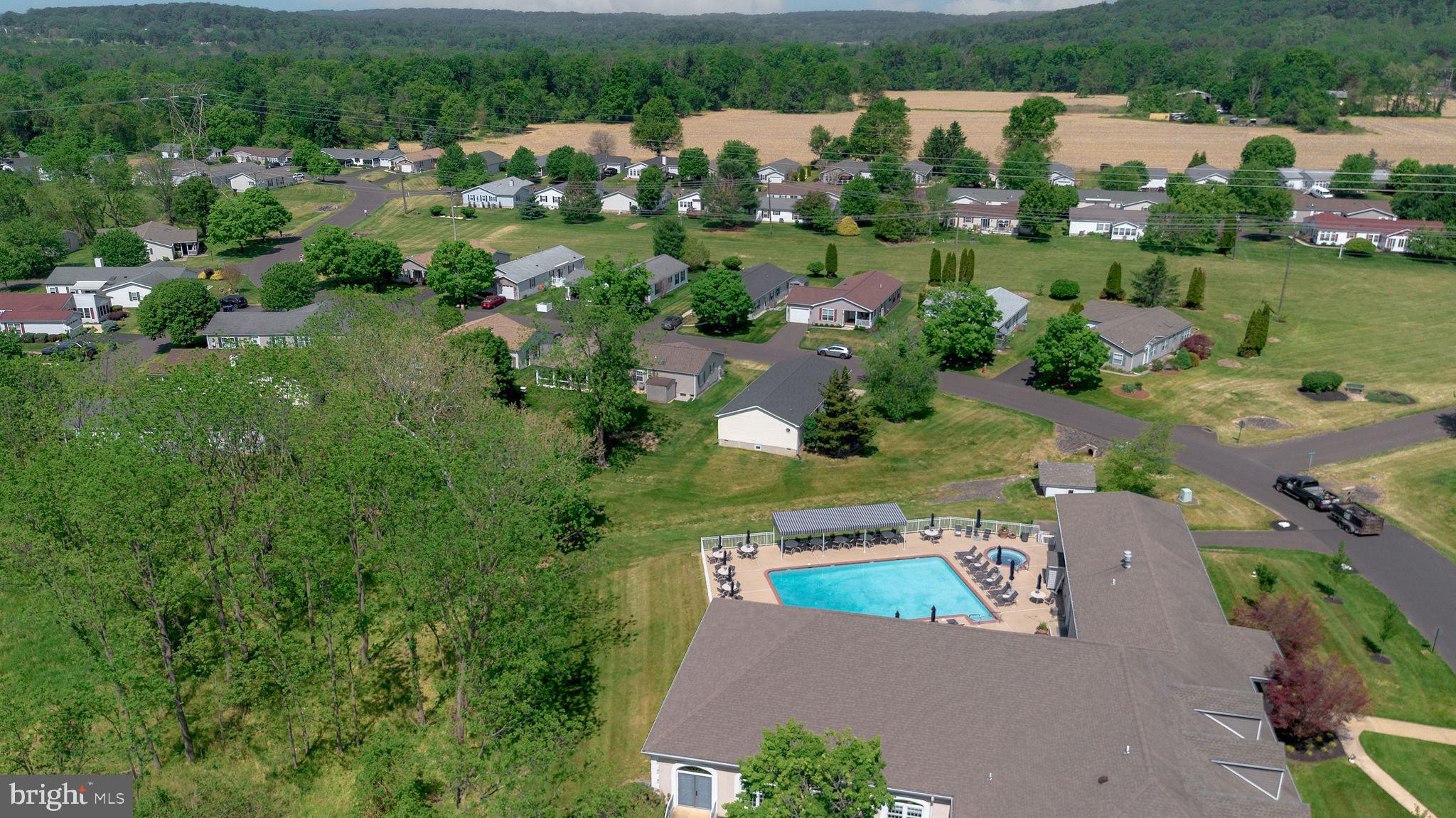 222 THRUSH CIRCLE