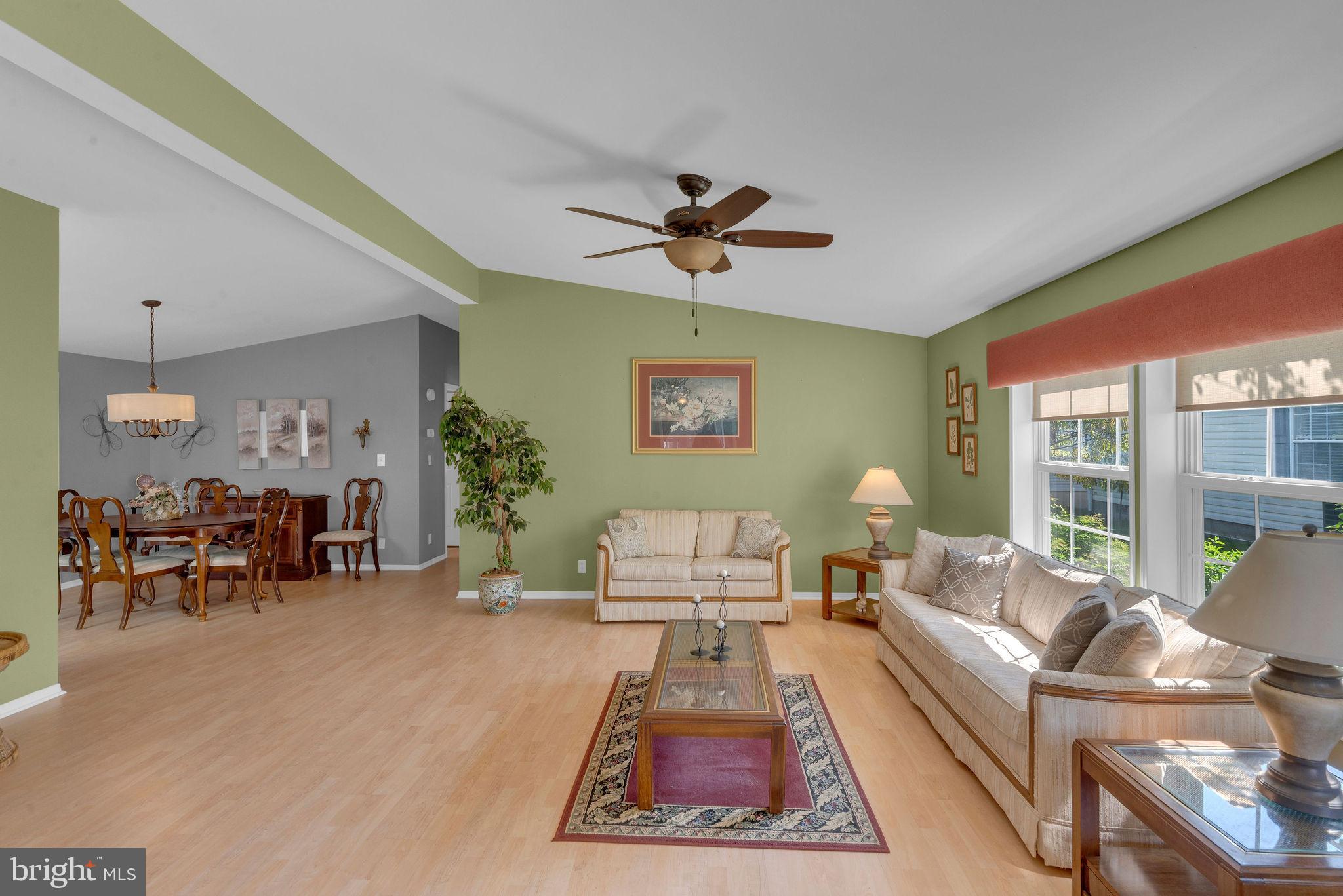 222 THRUSH CIRCLE