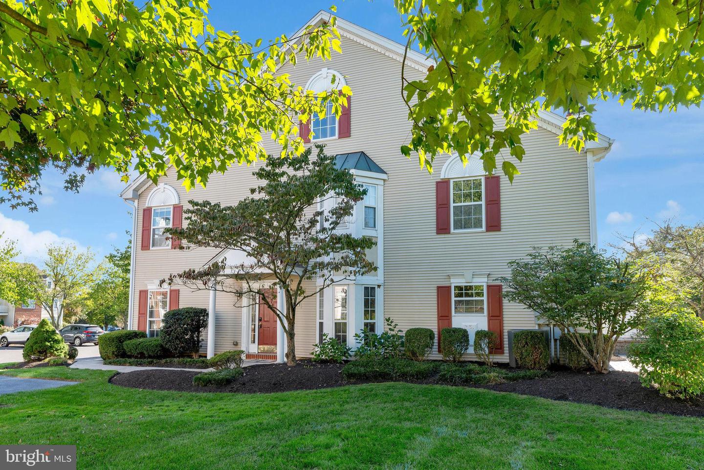 300 Delmar Ct
