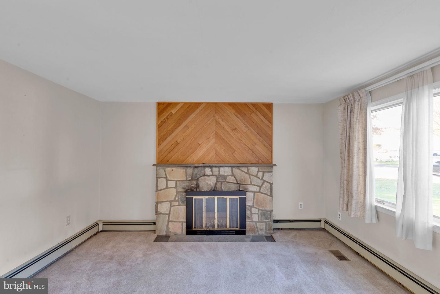 147 Fair Oaks Ave
