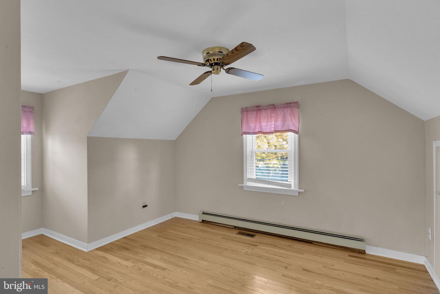 147 Fair Oaks Ave