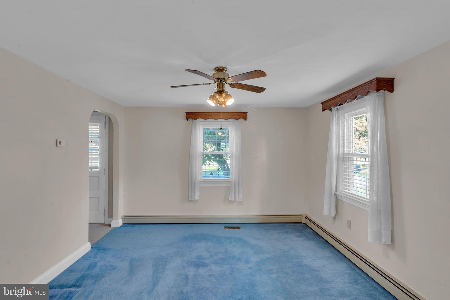 147 Fair Oaks Ave