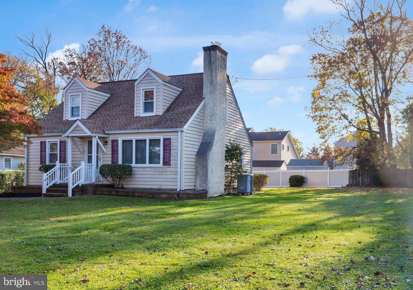 147 Fair Oaks Ave