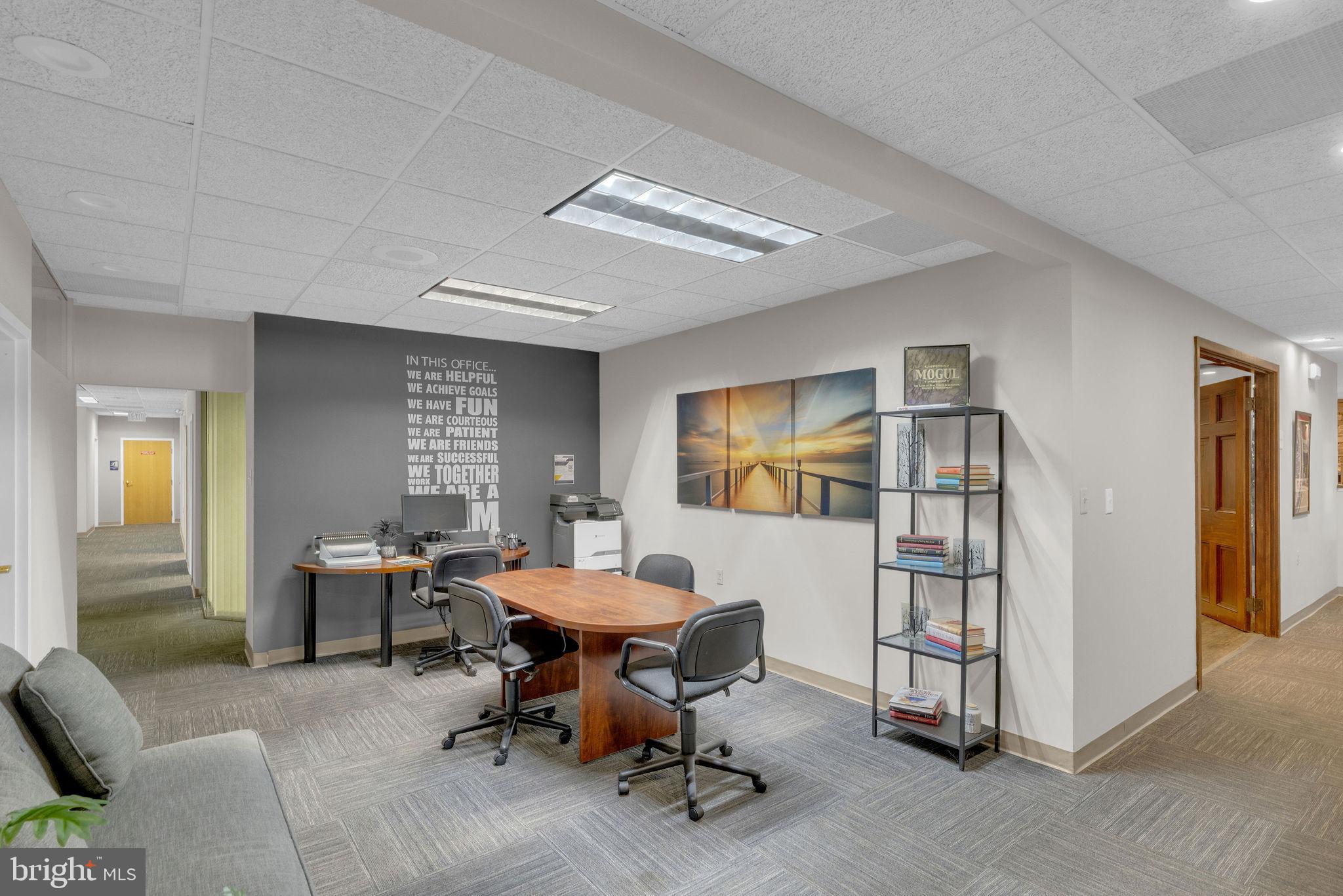 794 PENLLYN BLUE BELL PIKE SUITE 120