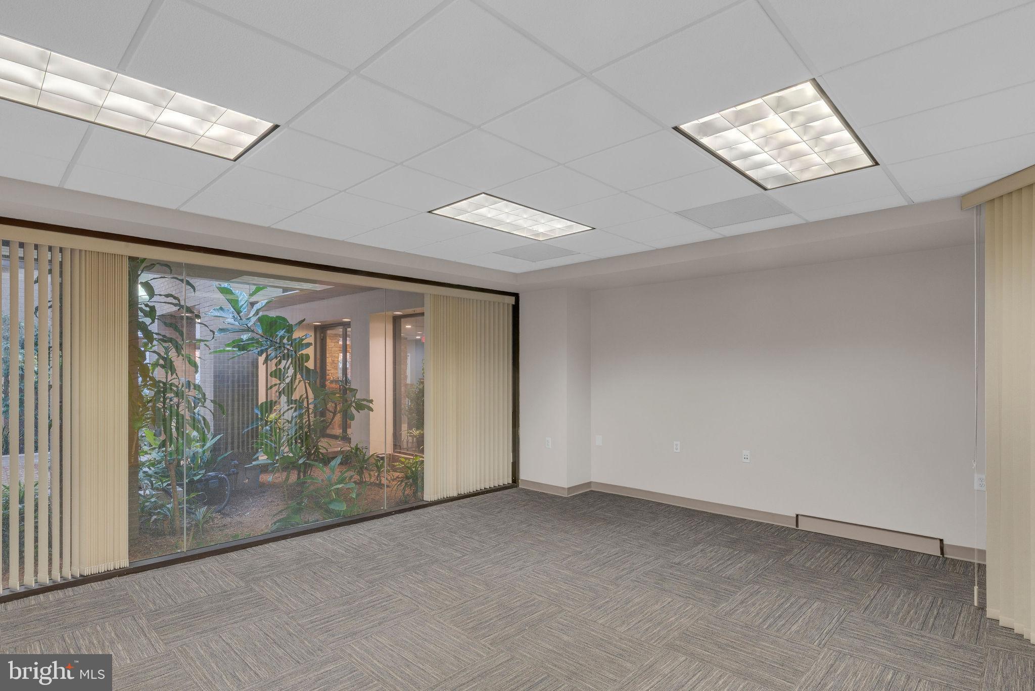 794 PENLLYN BLUE BELL PIKE SUITE 120