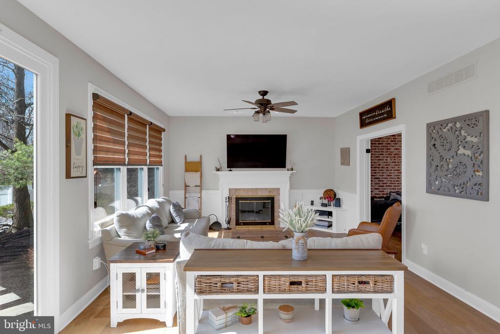 110 MALLARD DRIVE W