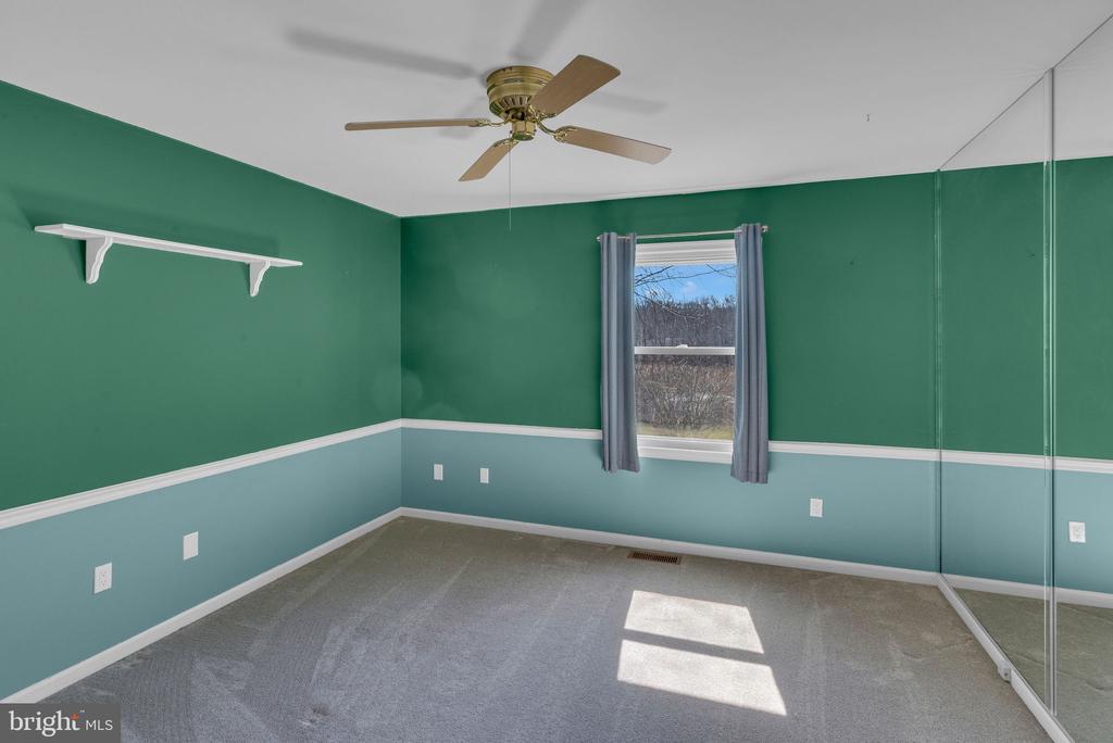 110 MALLARD DRIVE W