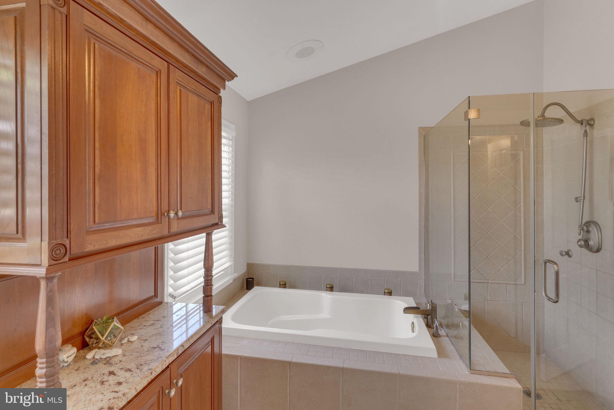 110 MALLARD DRIVE W