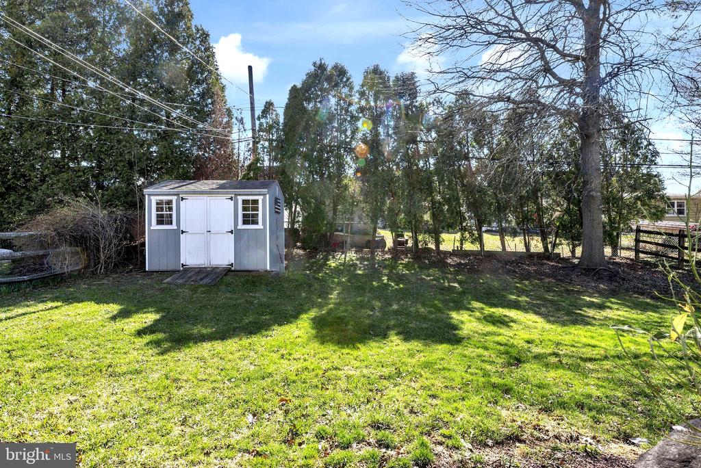316 E MOUNT PLEASANT AVENUE
