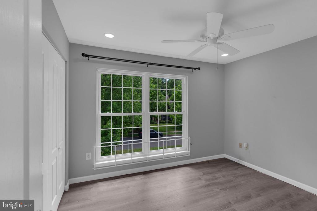139 MALLARD DRIVE W
