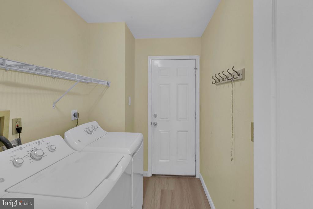139 MALLARD DRIVE W