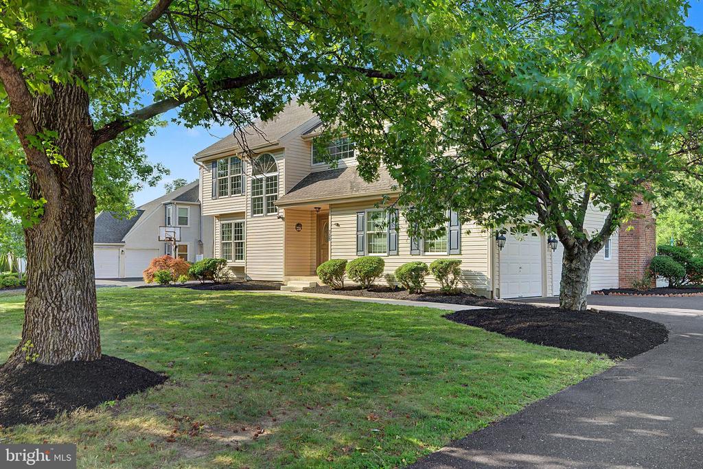 139 MALLARD DRIVE W