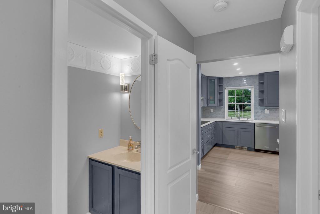 139 MALLARD DRIVE W