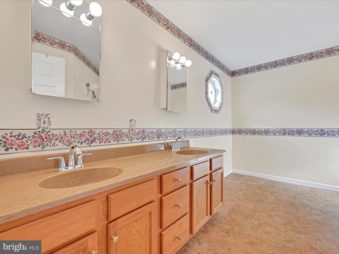 738 Cheyenne Cove