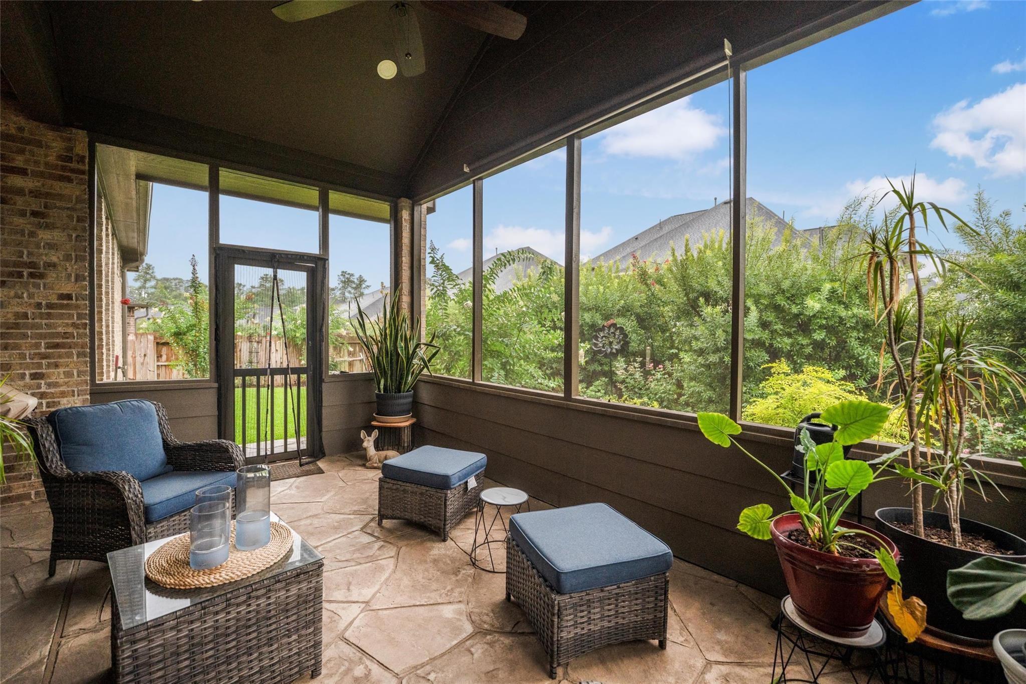 915 Falcon Hollow Lane