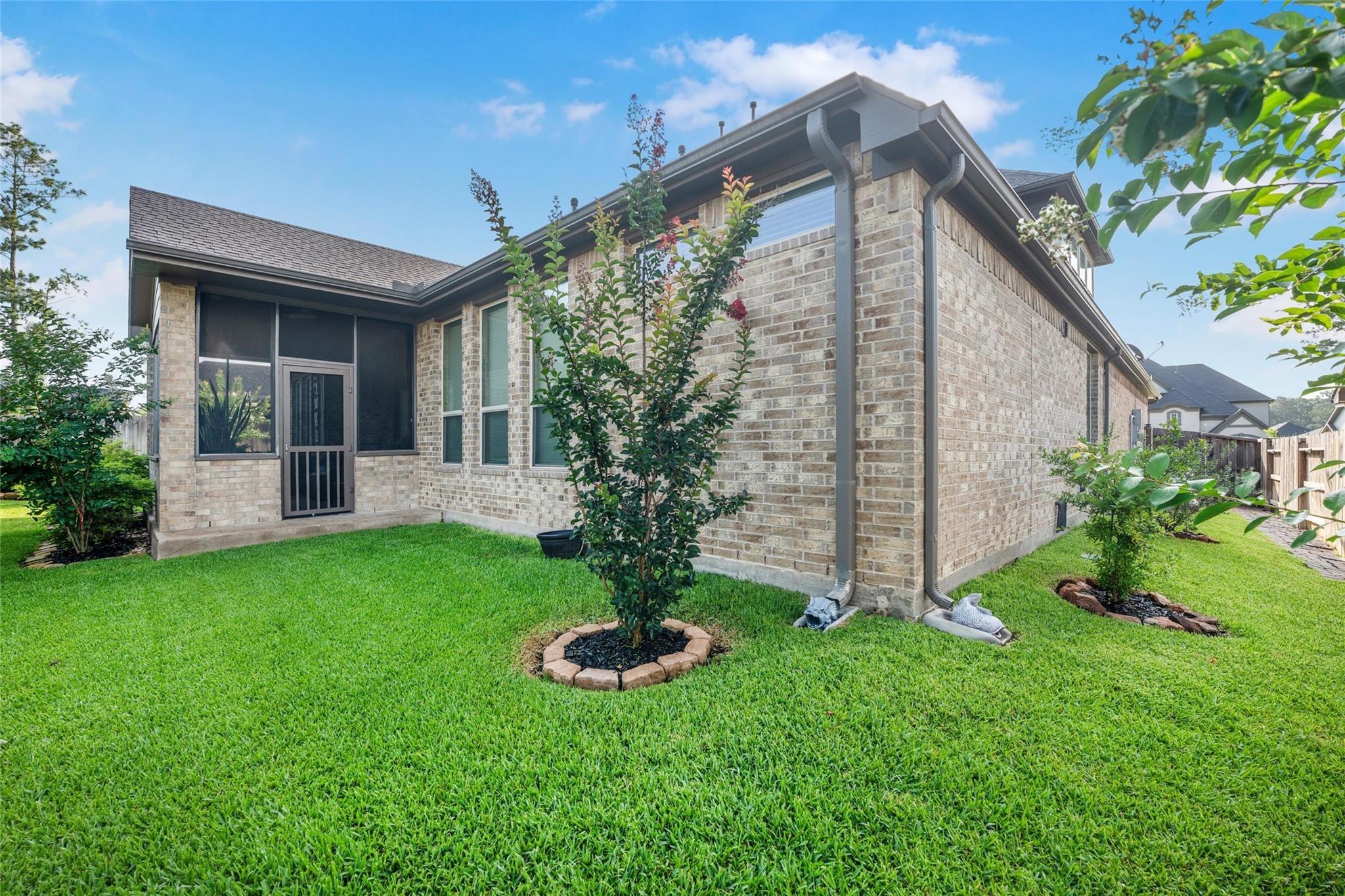 915 Falcon Hollow Lane