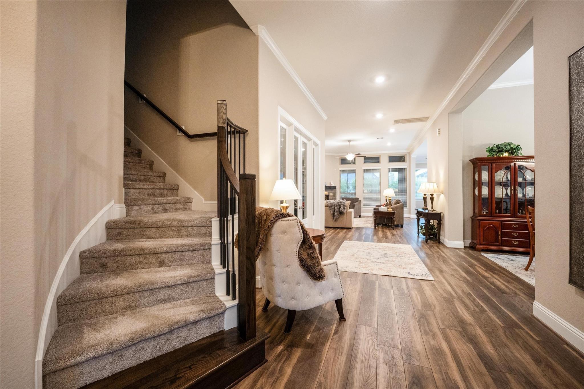 915 Falcon Hollow Lane