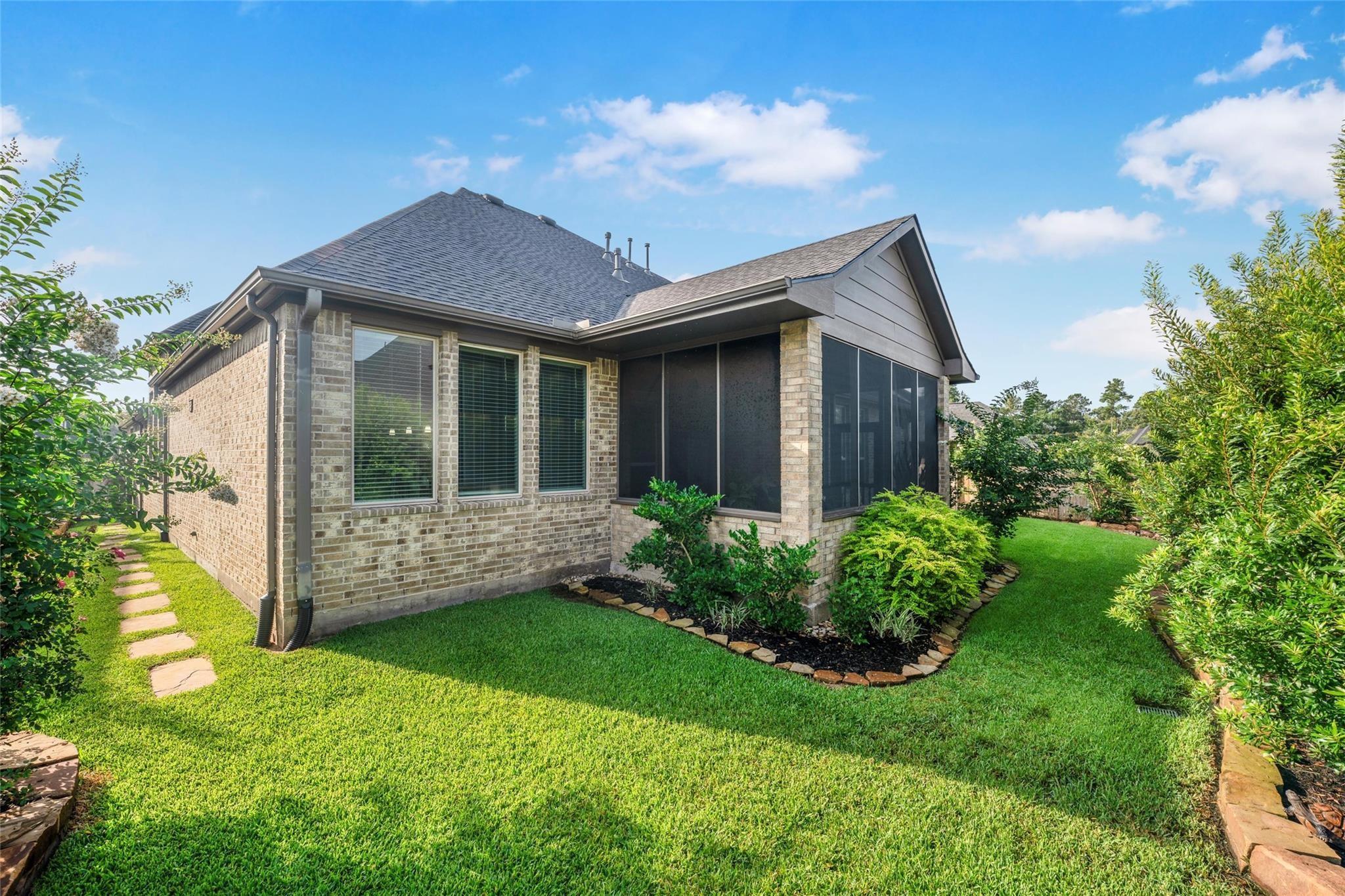 915 Falcon Hollow Lane