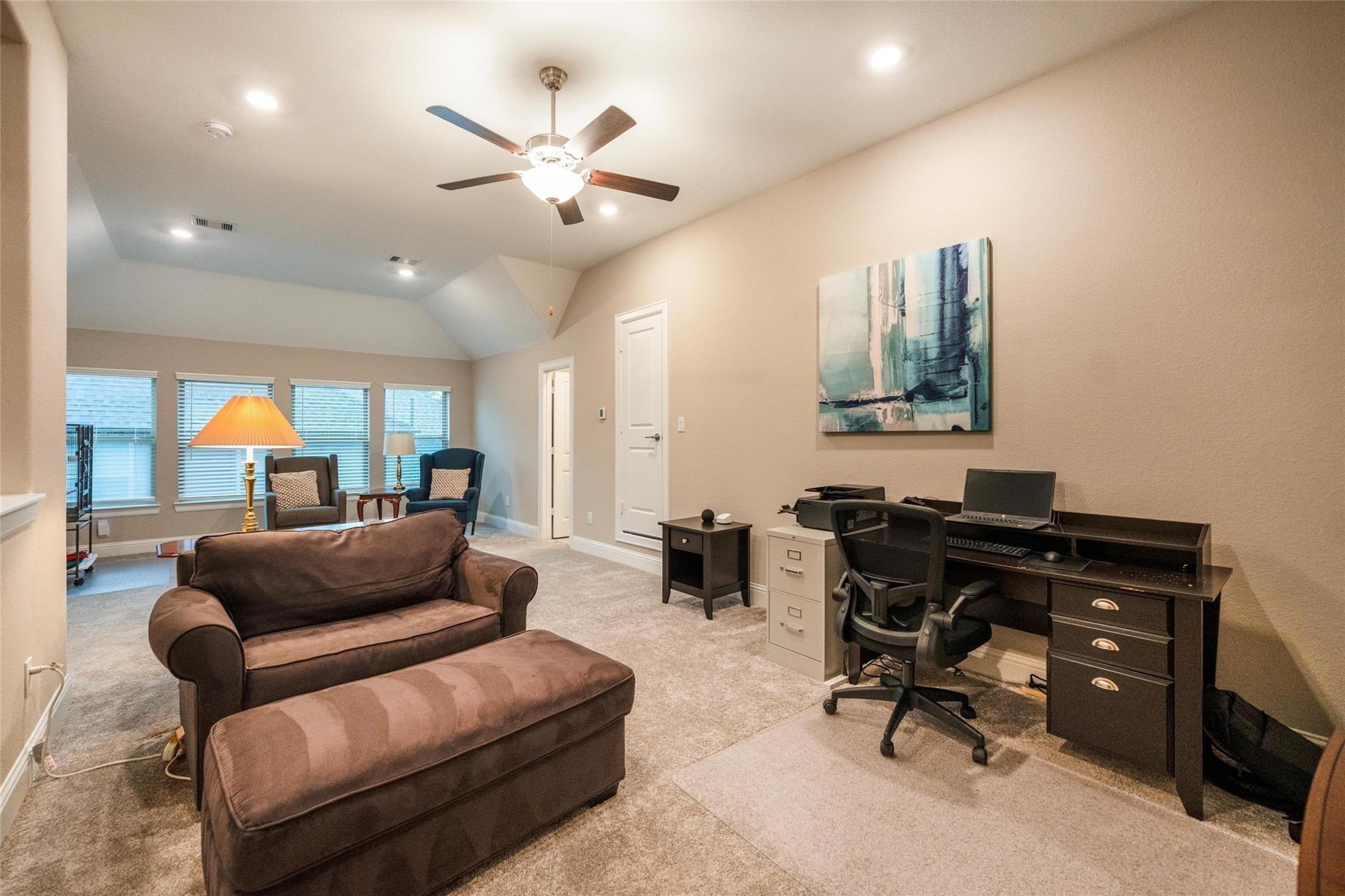 915 Falcon Hollow Lane