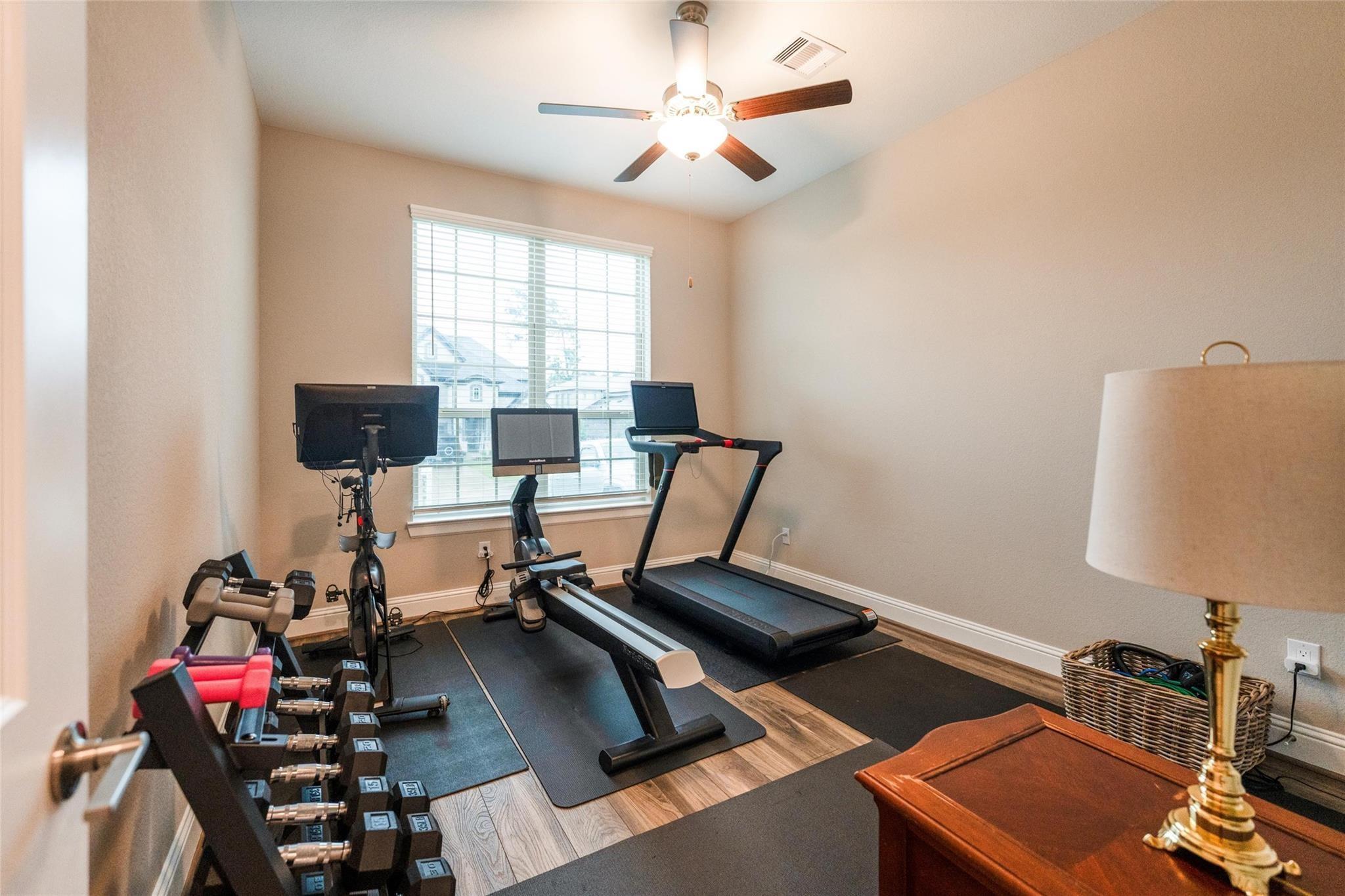 915 Falcon Hollow Lane