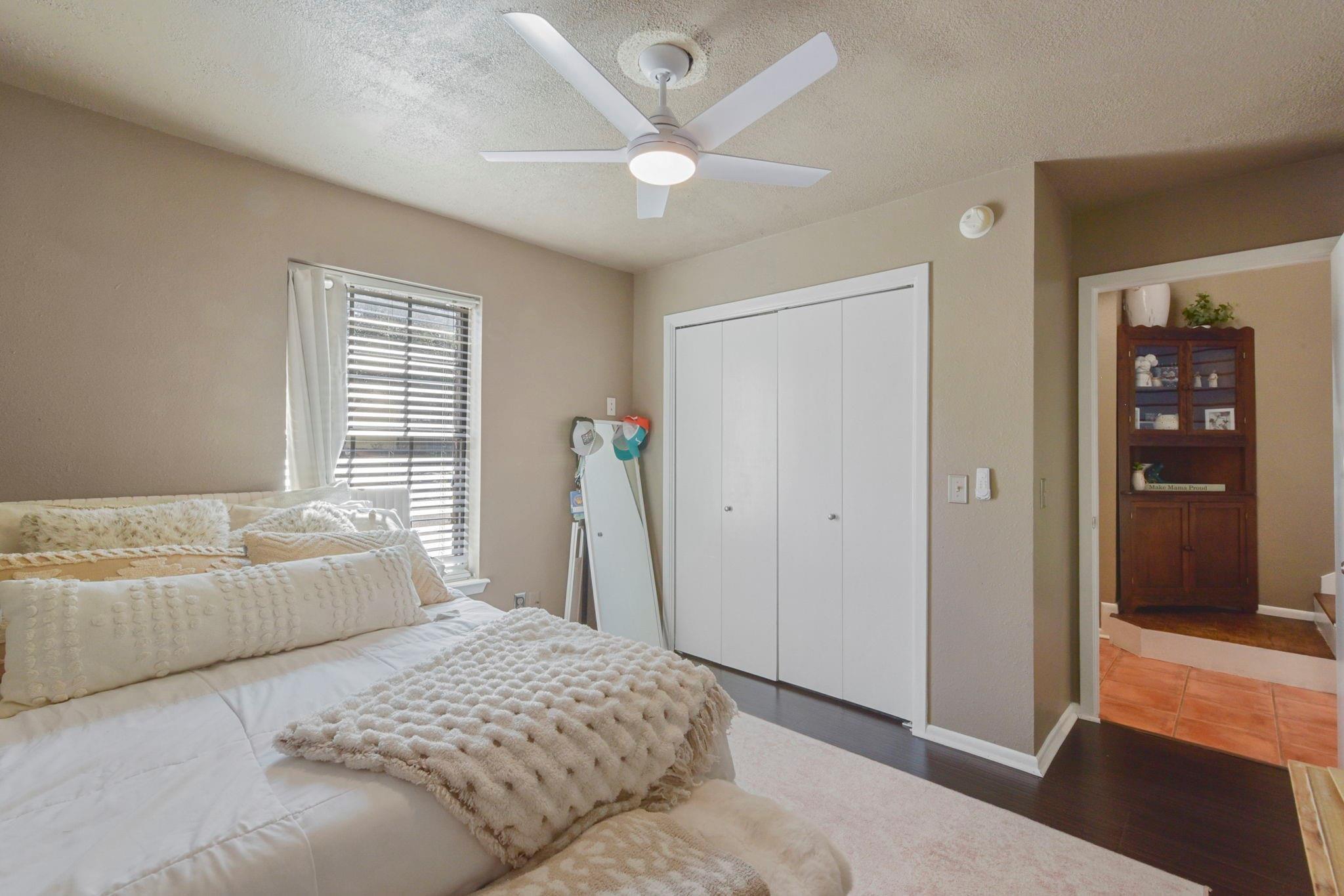 12226 Glenview Drive