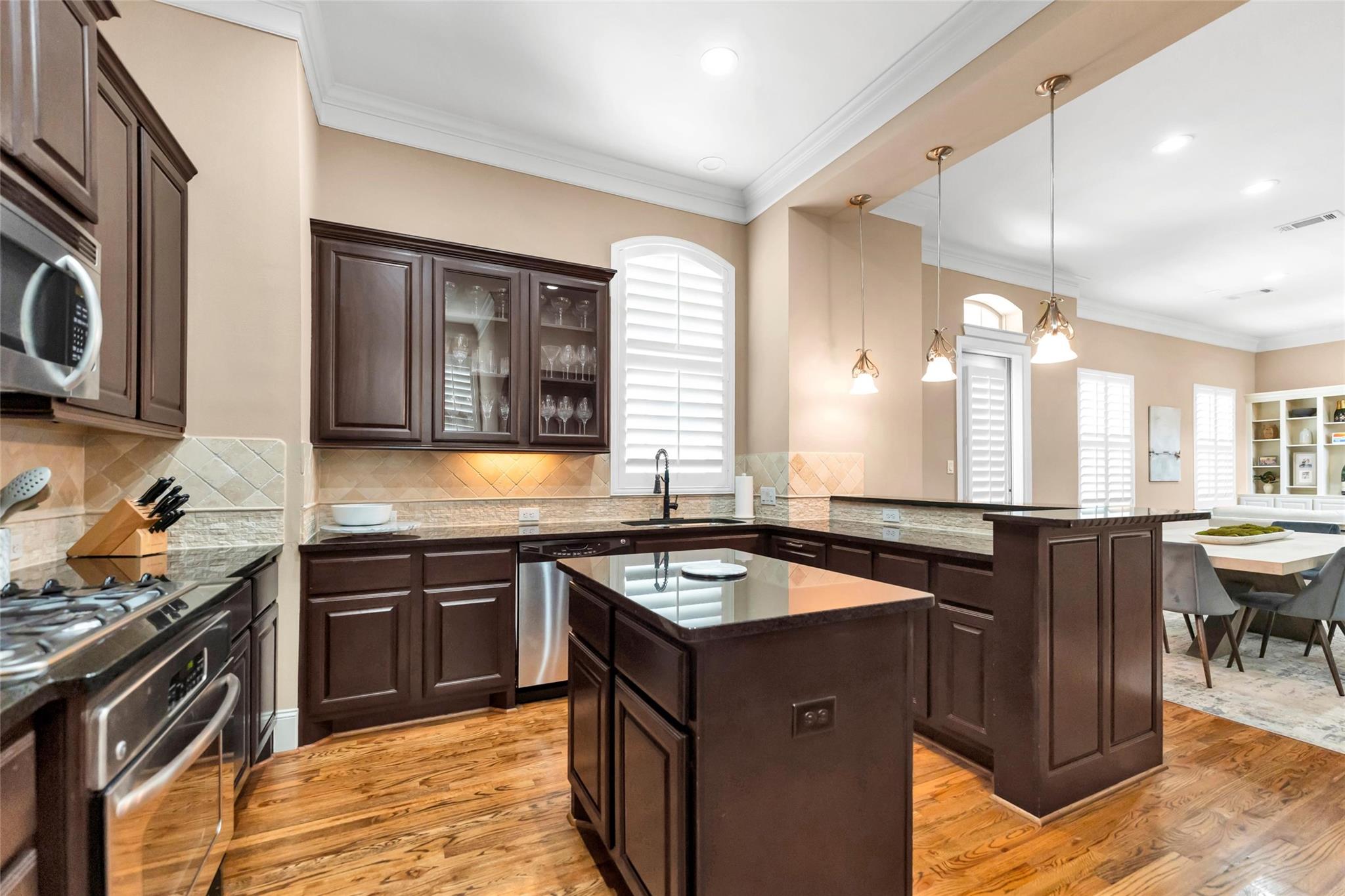 1604 W 24th Street