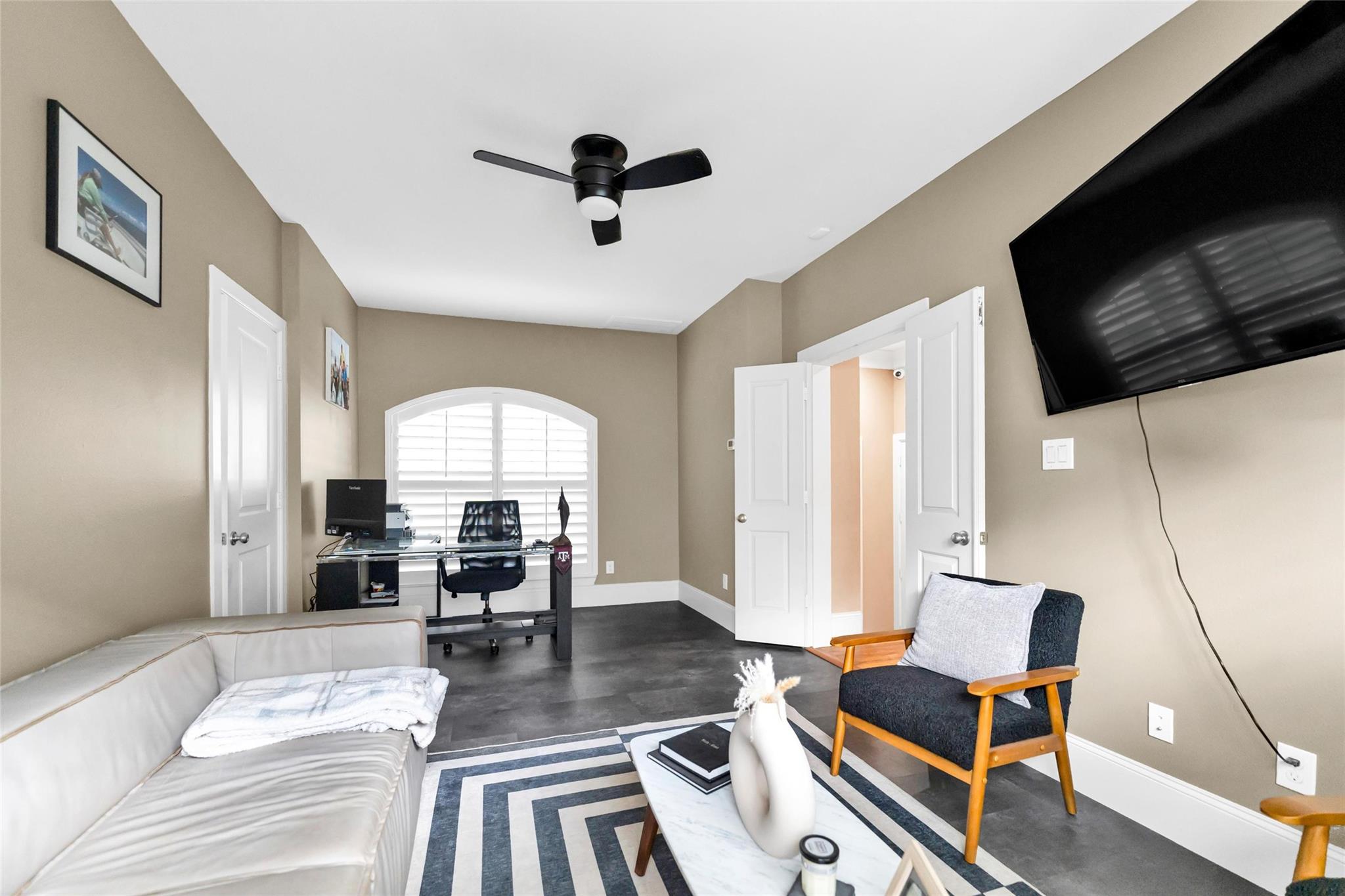 1604 W 24th Street