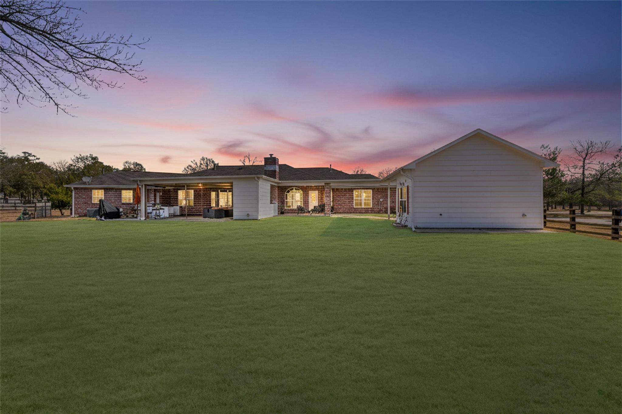 33519 Hillside Drive