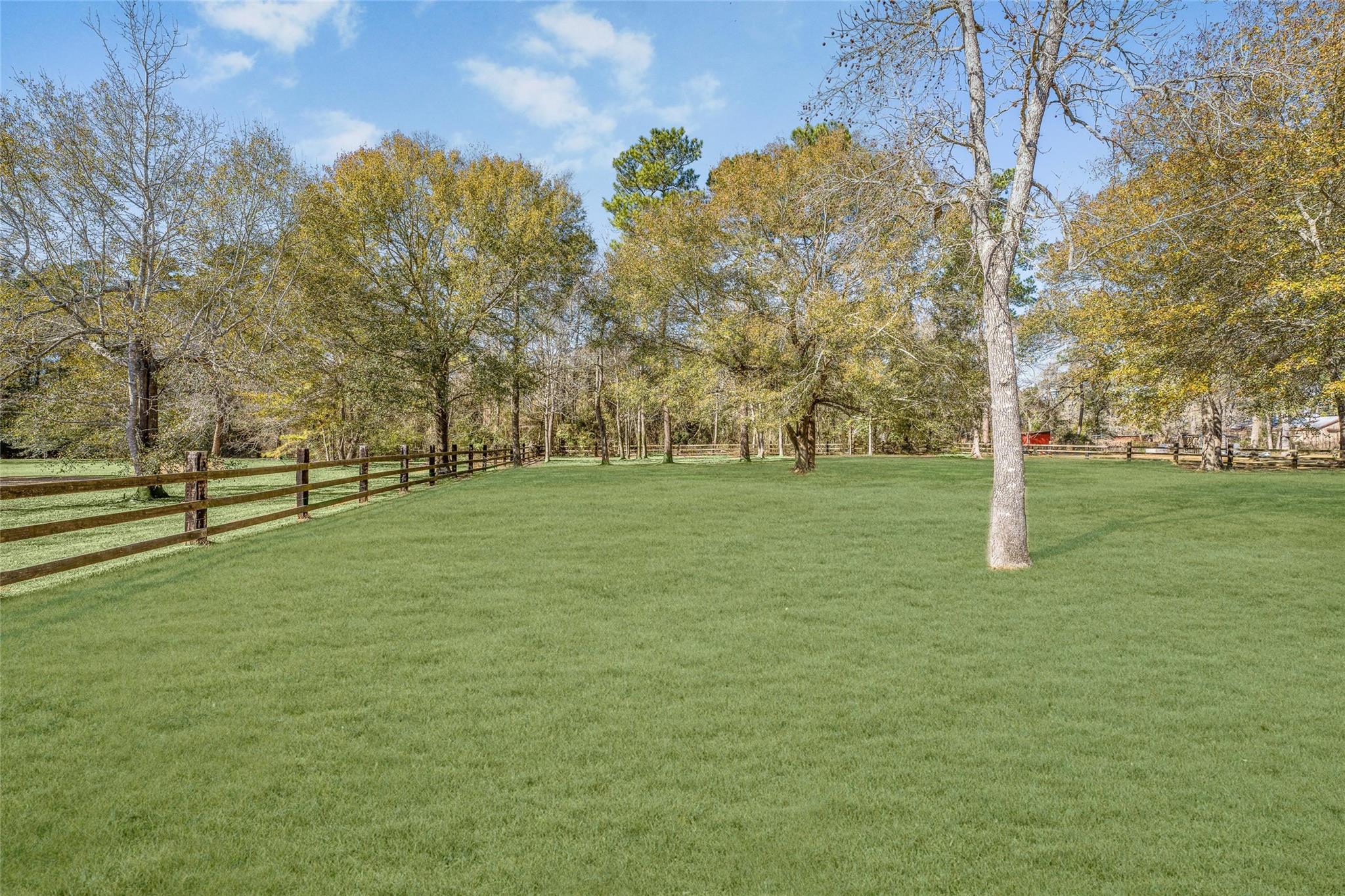 33519 Hillside Drive