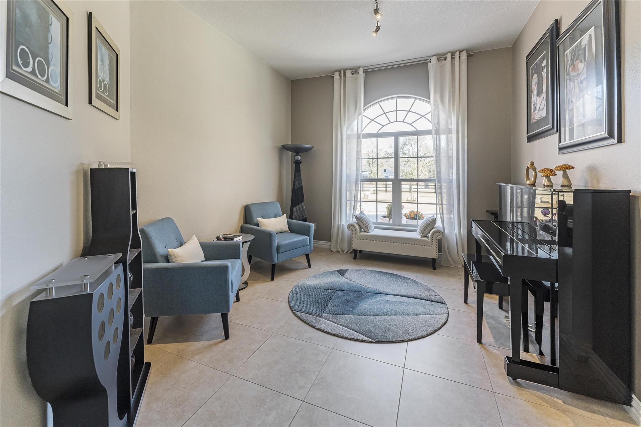 33519 Hillside Drive