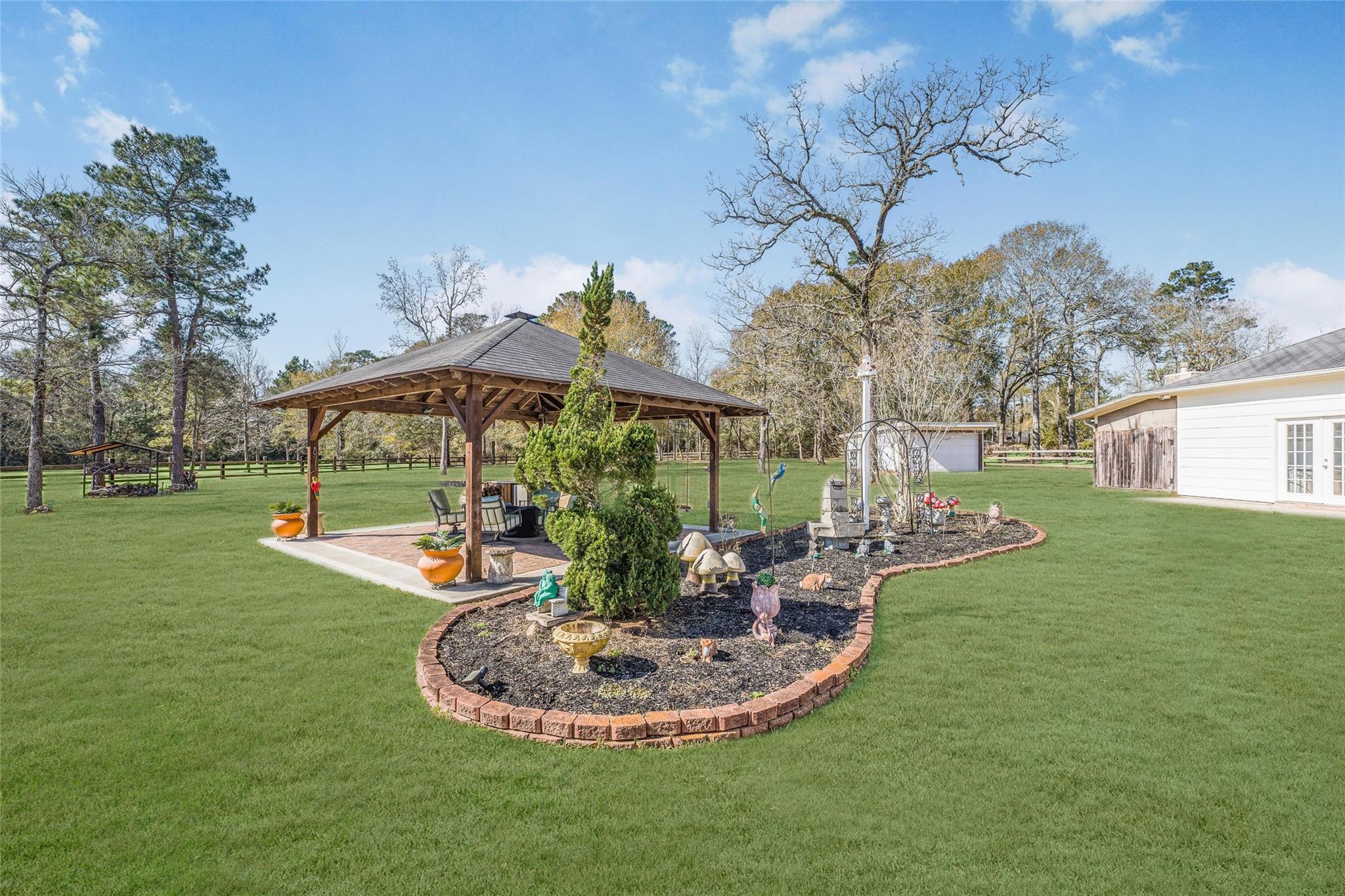 33519 Hillside Drive