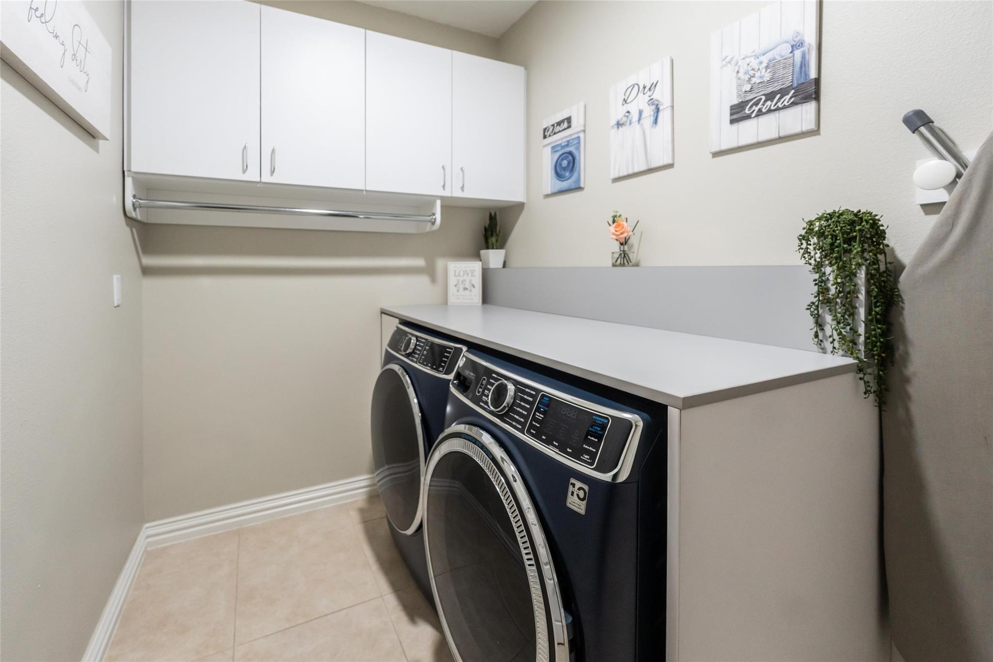 33519 Hillside Drive