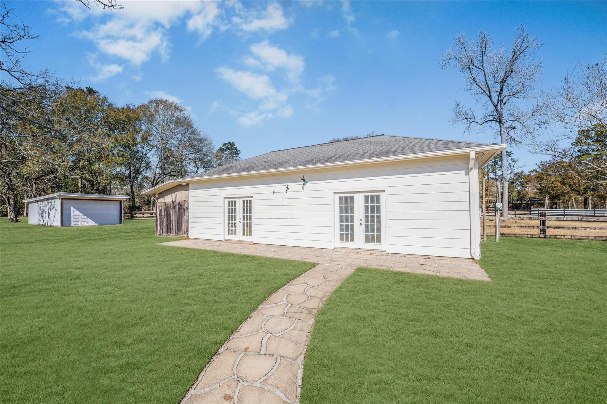 33519 Hillside Drive