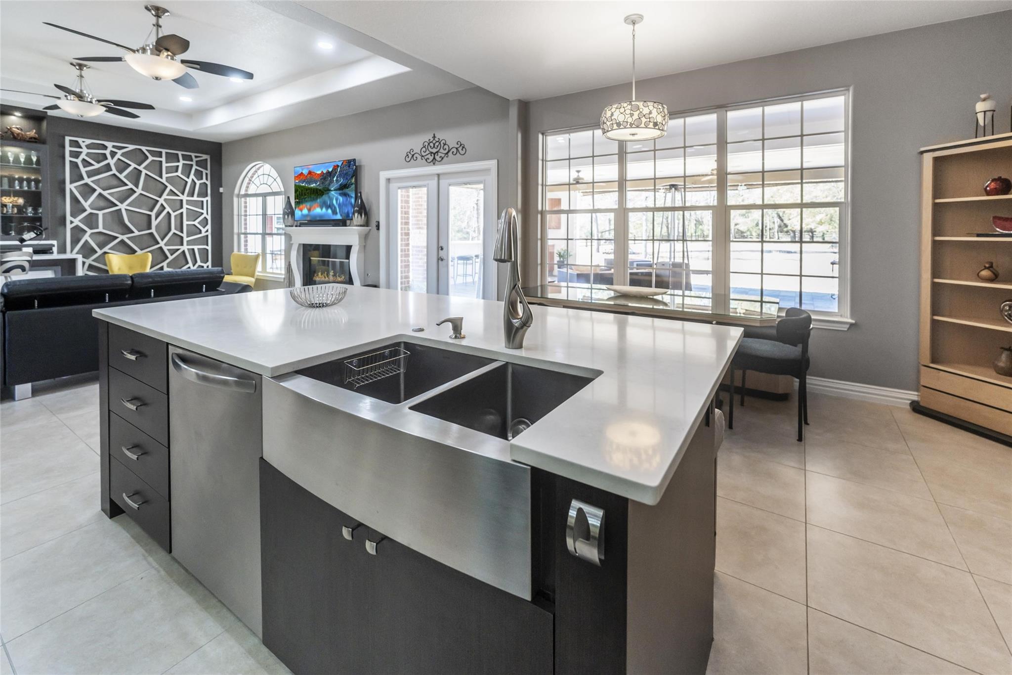 33519 Hillside Drive