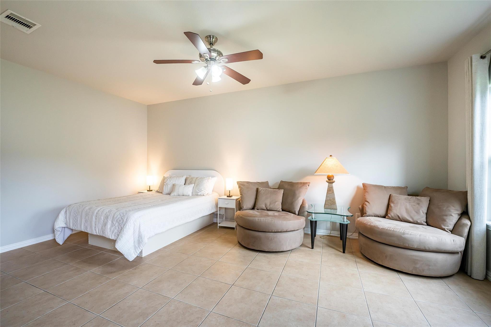 33519 Hillside Drive