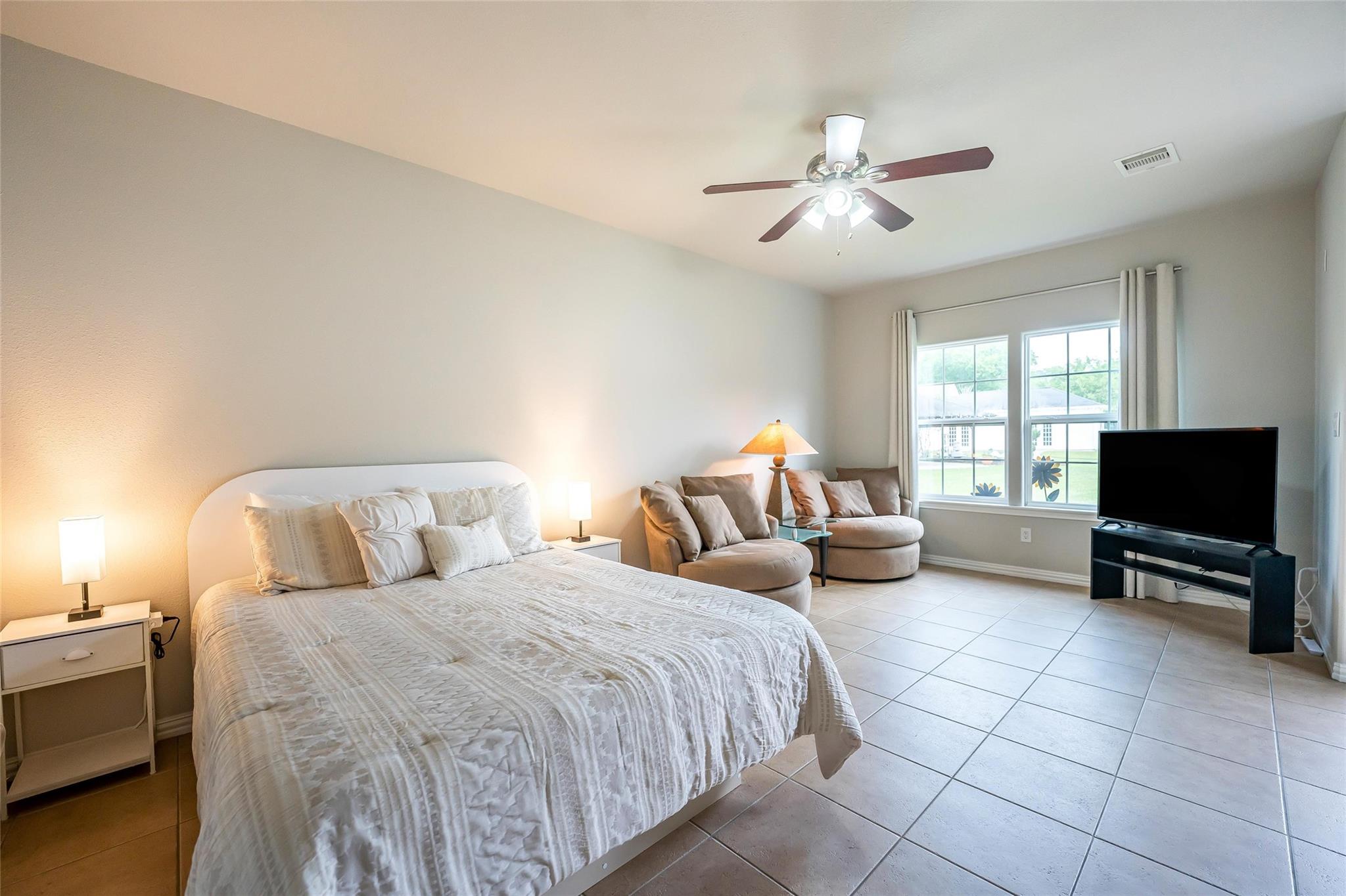 33519 Hillside Drive