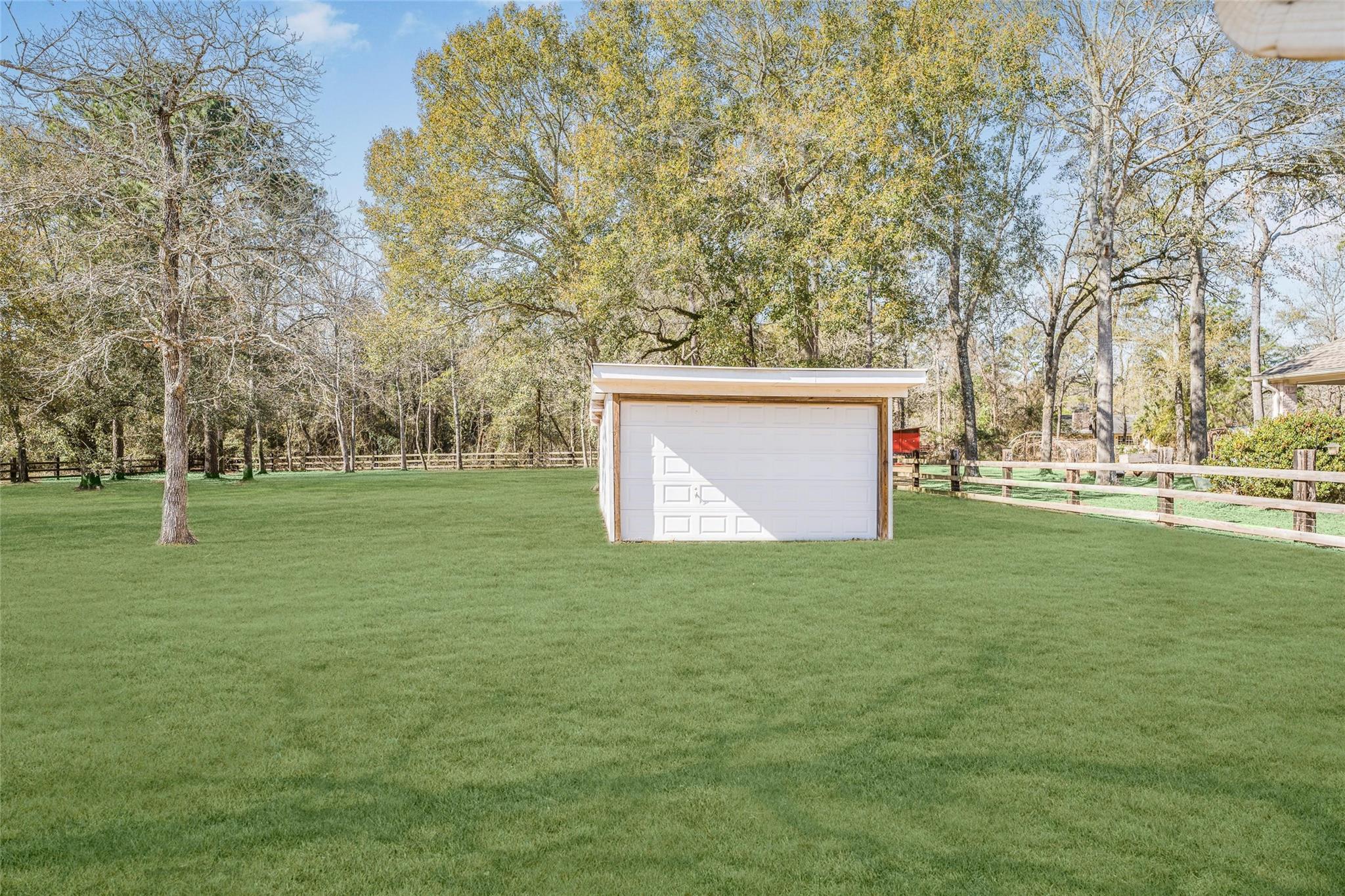 33519 Hillside Drive