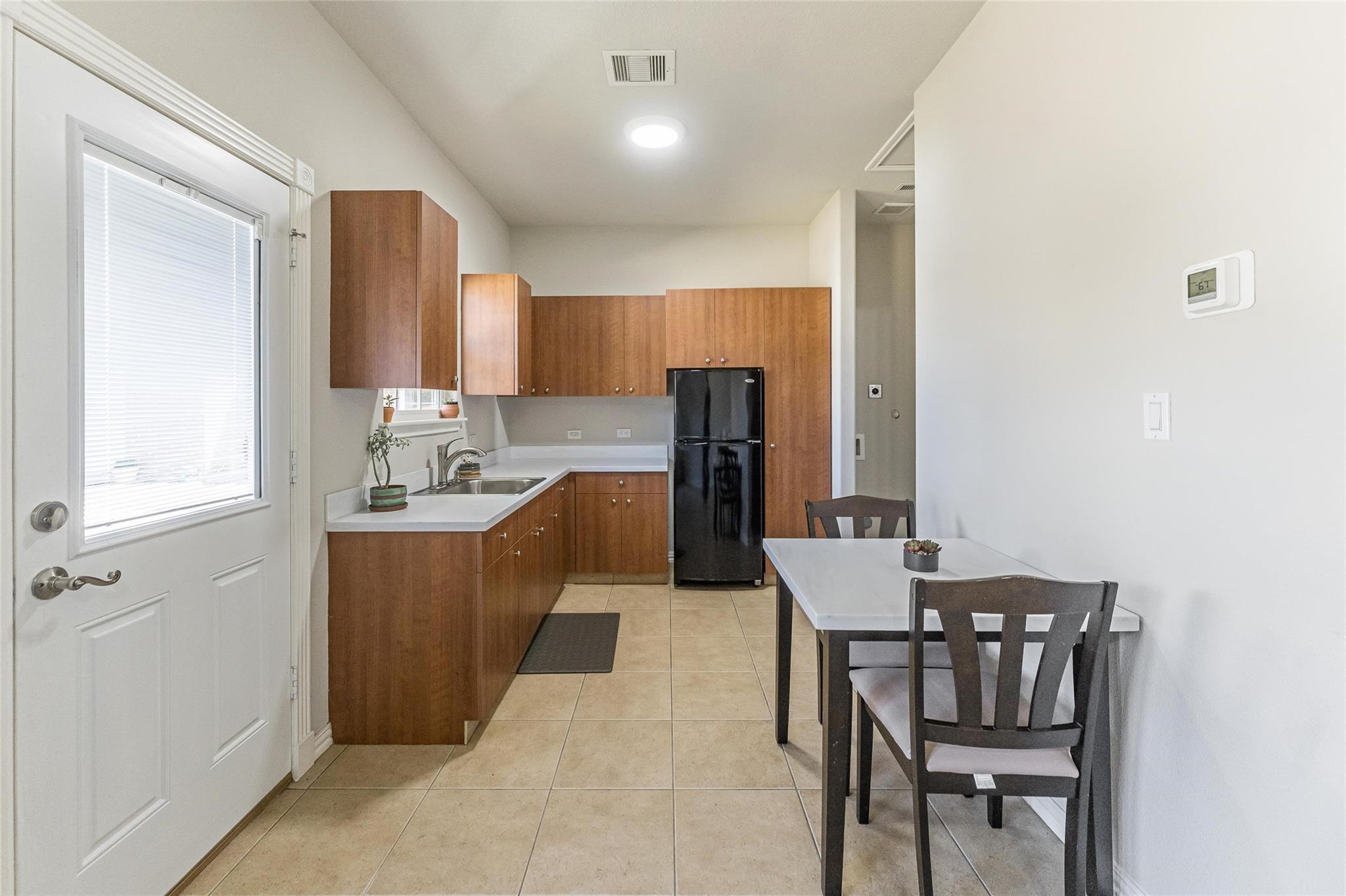 33519 Hillside Drive