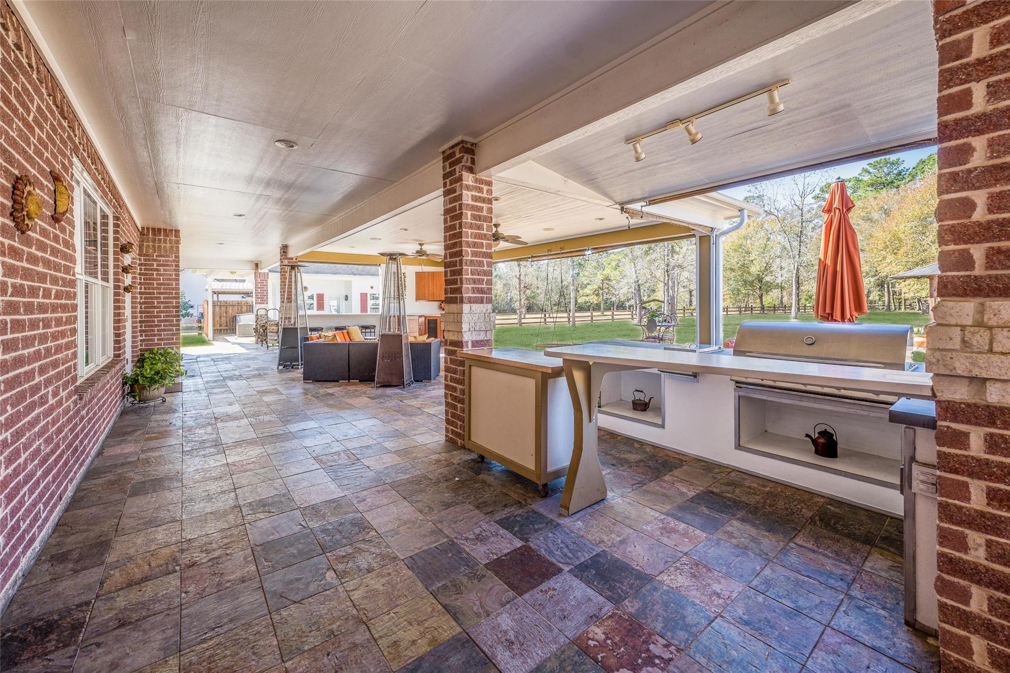 33519 Hillside Drive