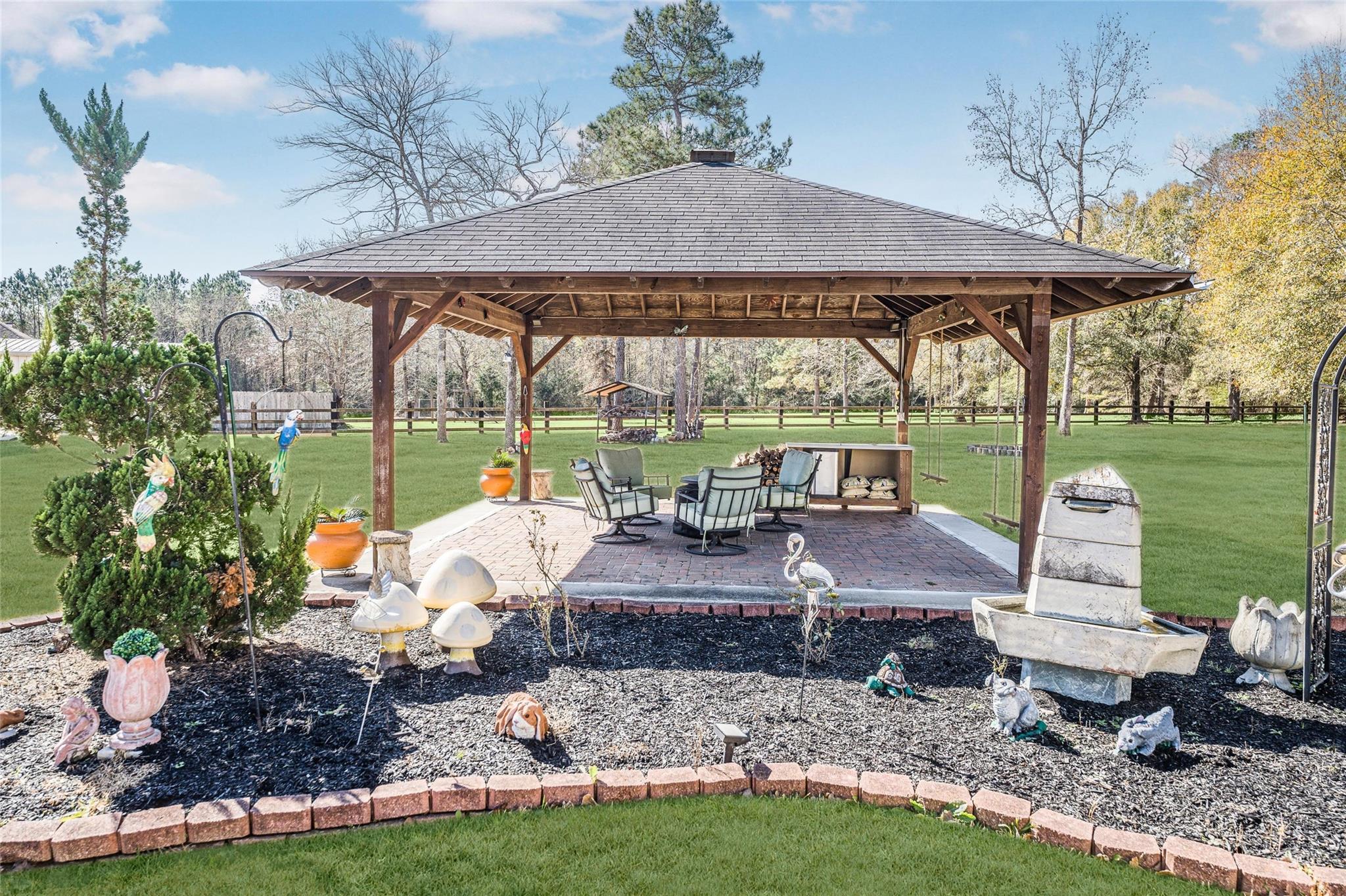 33519 Hillside Drive