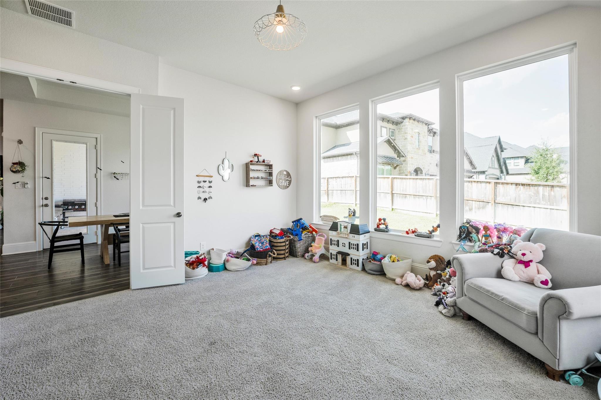 622 Platinum Stone Lane, Pinehurst