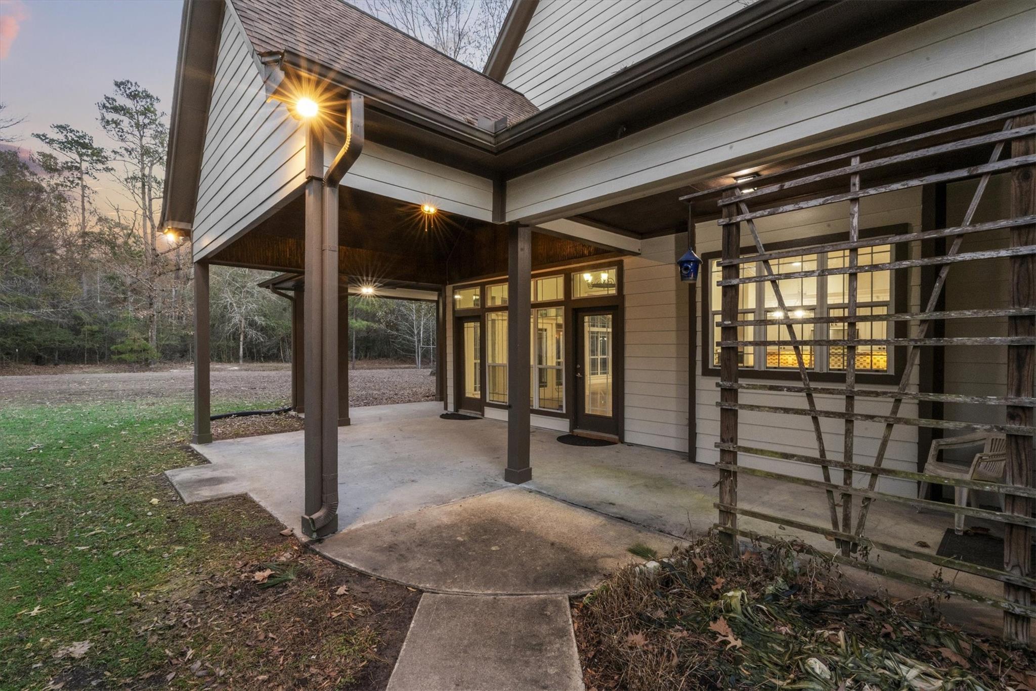 12061 Oak Forest Lane