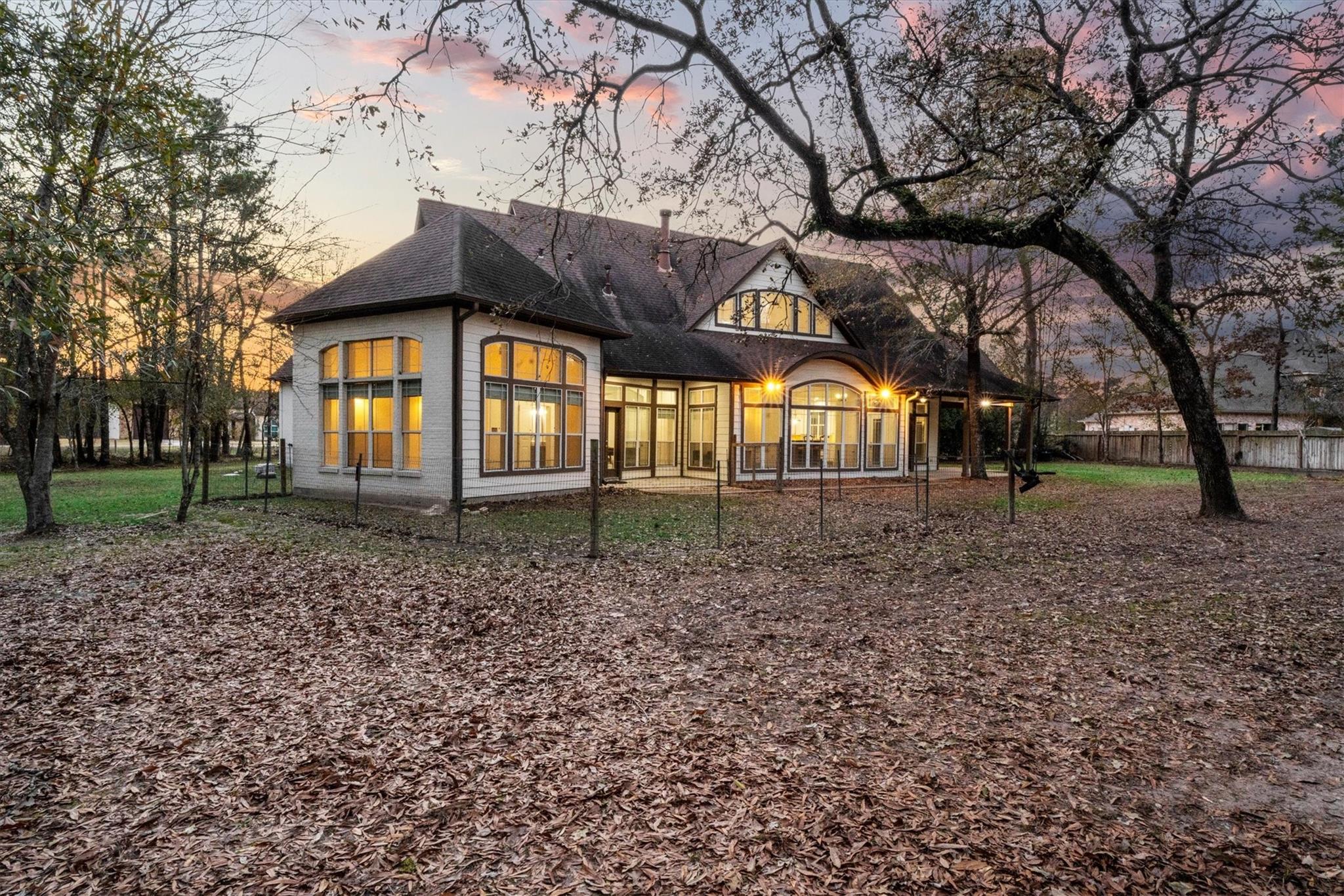 12061 Oak Forest Lane