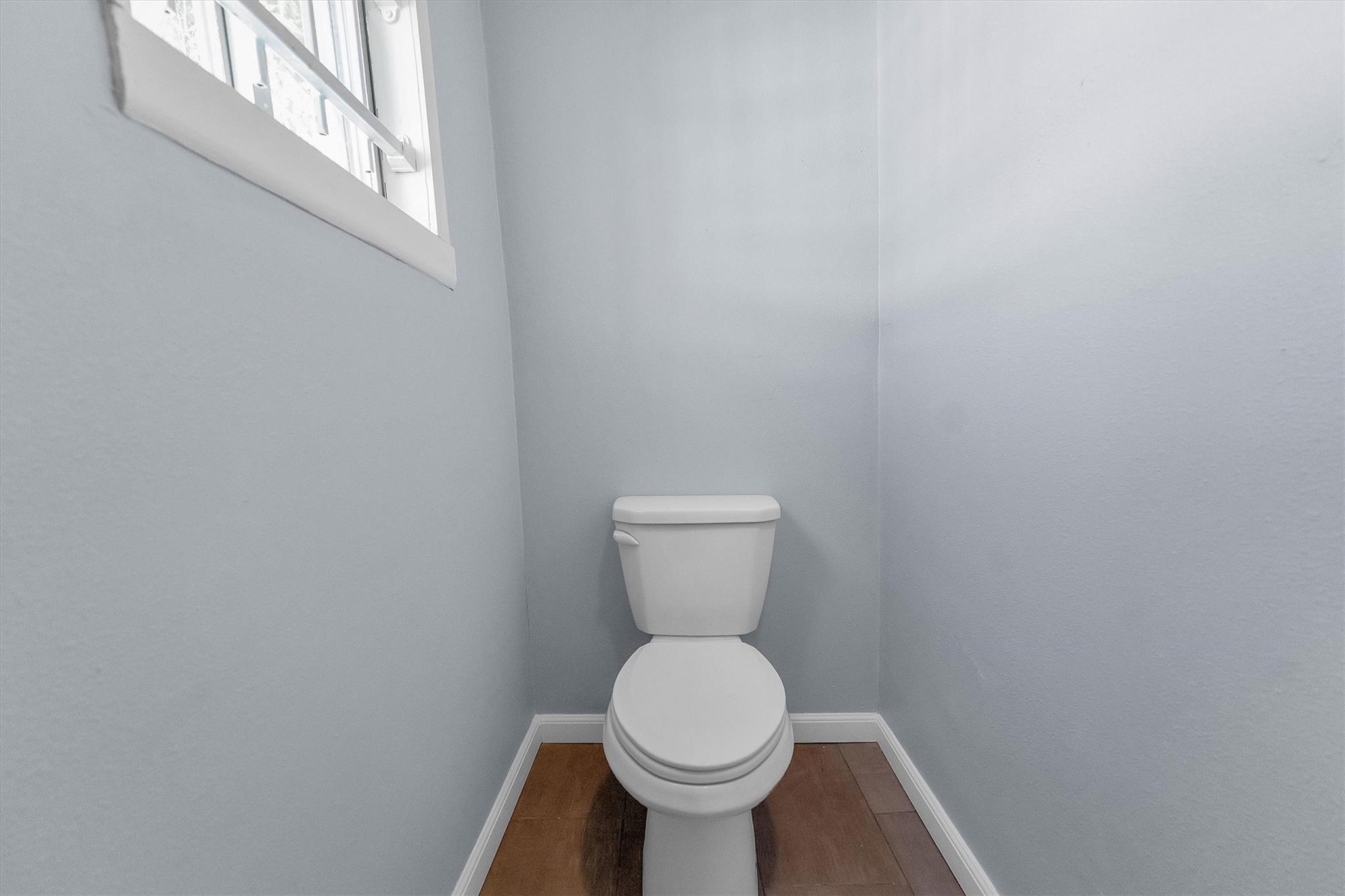 4221 E Toliver Street